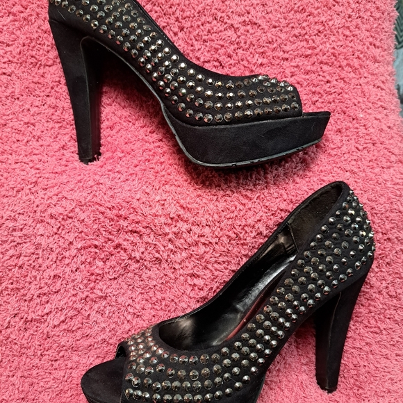 Candie's Sunny Studs Peep Toe - Picture 6 of 6